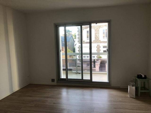 Location Appartement t2 39 m² Dinard 35800