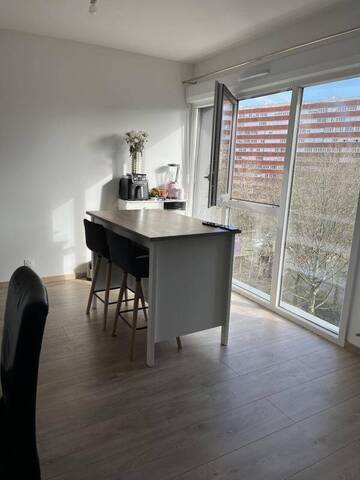 Location Appartement studio 2 pièces 24 m² Rennes 35000 Centre Ville