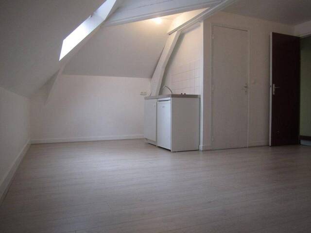 Location Appartement studio 1 pièce 15 m² Nantes 44300