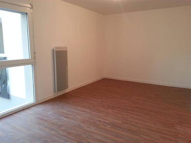 Location Appartement studio 1 pièce 29 m² Saint-Herblain 44800