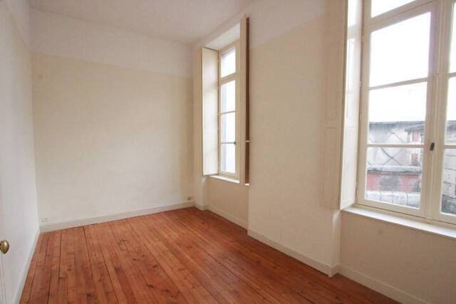 Location Appartement t3 67 m² Nantes 44000 DOBREE
