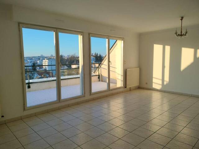 Location Appartement t5 121 m² Nantes 44000