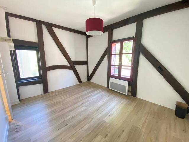 Location Appartement studio 1 pièce 17 m² Rennes 35000
