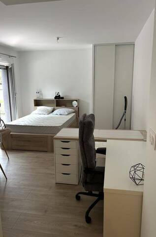 Location Appartement studio 1 pièce 29 m² Rennes 35000 Brequigny