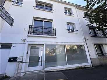 Location Appartement duplex/triplex 5 pièces 118 m² Saint-Nazaire 44600