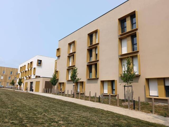 Location Appartement studio 1 pièce 17 m² Saint-Nazaire 44600