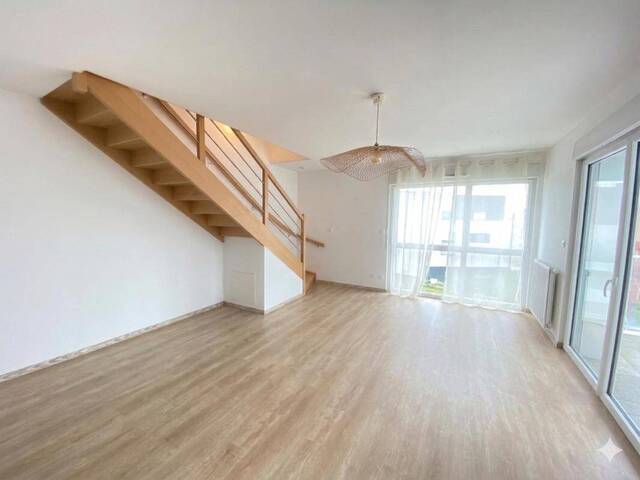 Location Appartement t3 71 m² Rennes 35000