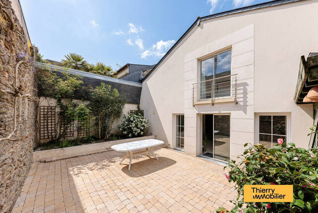 Vente Maison 6 pièces 182.81 m² Nantes 44000 Centre ville