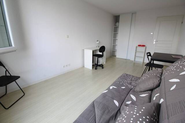 Location Appartement studio 1 pièce 23 m² Nantes 44300 Bourgeonnière-Petit Port