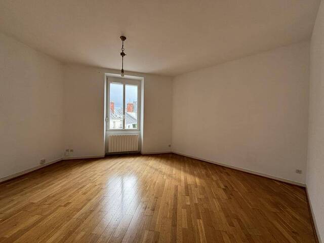 Location Appartement t3 81 m² Nantes 44000 Monselet