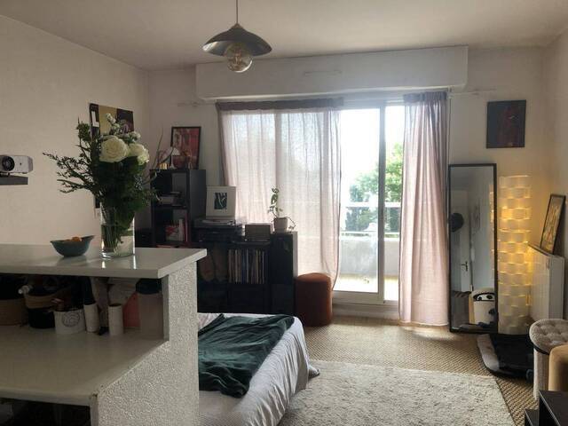 Location Appartement studio 1 pièce 27 m² Dinard 35800