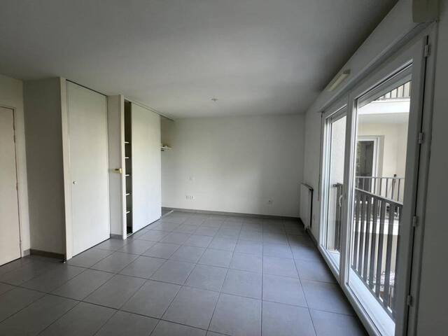 Location Appartement studio 1 pièce 29 m² Nantes 44300