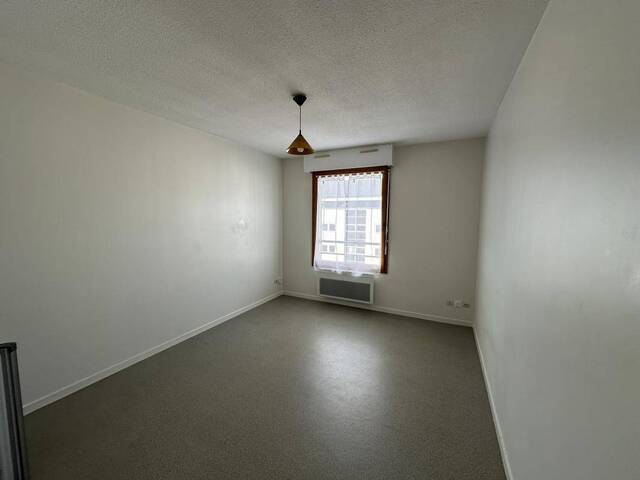 Location Appartement studio 1 pièce 18 m² Nantes 44000