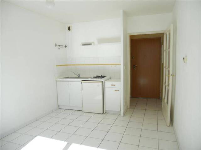 Location Appartement studio 1 pièce 23 m² Nantes 44000 Canclaux