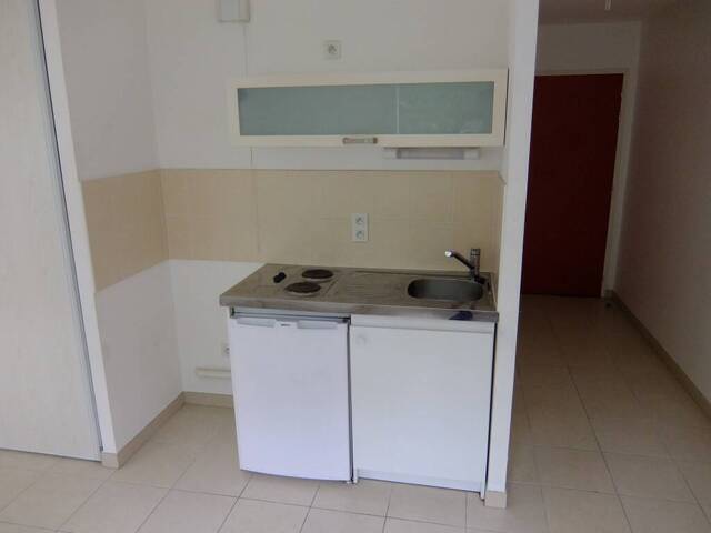 Location Appartement studio 1 pièce 26 m² Nantes 44300