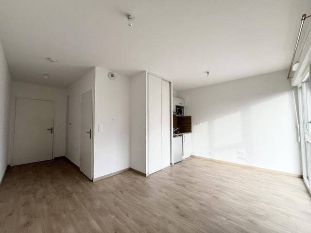 Location Appartement studio 2 pièces 24 m² Rennes 35000 Centre Ville