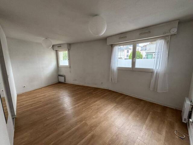 Location Appartement studio 1 pièce 23 m² Nantes 44000 Cité des congrès
