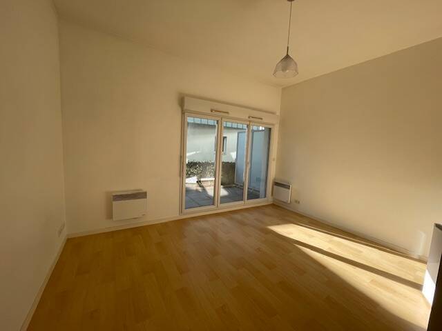 Location Appartement studio 1 pièce 27 m² Vertou 44120