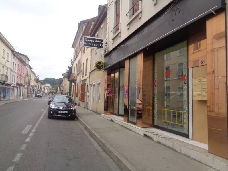 Location Local Commercial A Bourgoin Jallieu 38300 700