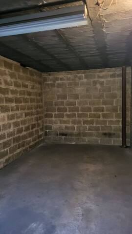 Rent Parking garage en étage 15.8 m² Annecy 74000