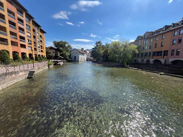 Rent Apartment t4 106.93 m² Annecy 74000 CORDELIERS