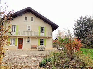 Vendu Maison 6 pièces 400 m² Arenthon 74800