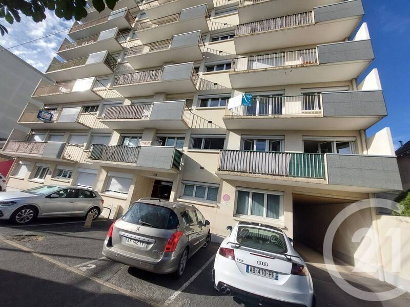 Appartement 3 pièces 80 m² · à Chateauroux · 79,5 m² · 82 300 €