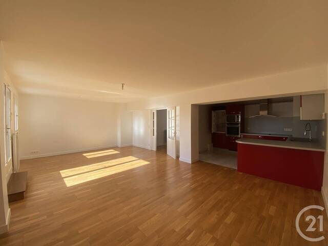 Sale Apartment t5 3 rooms 90.8 m² Châteauroux 36000