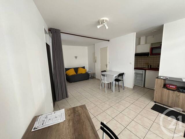 Rent Apartment studio 1 room 24.69 m² Châteauroux 36000