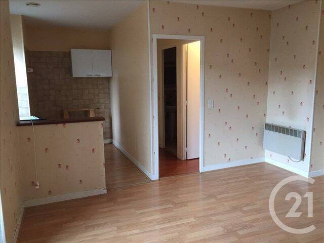 Location Appartement 2 pièces 34 m² Issoudun 36100