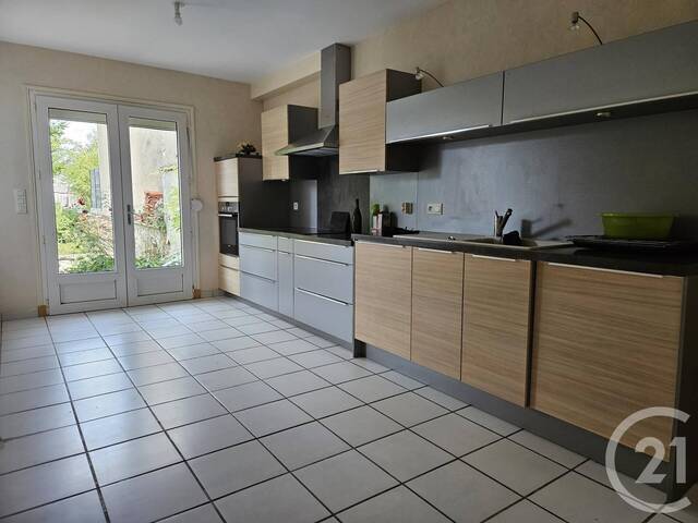 Location Maison 4 pièces 148.49 m² Châteauroux 36000