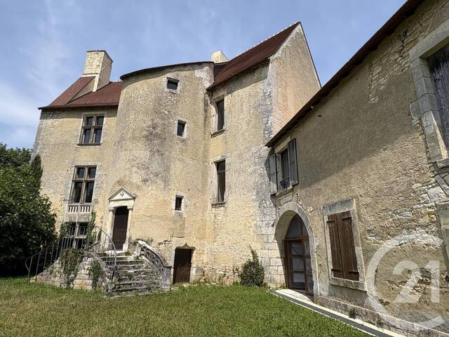 Sale House 11 rooms 340 m² Vouillon 36100