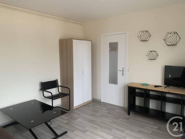 Location Appartement studio 1 pièce 29.5 m² Châteauroux 36000