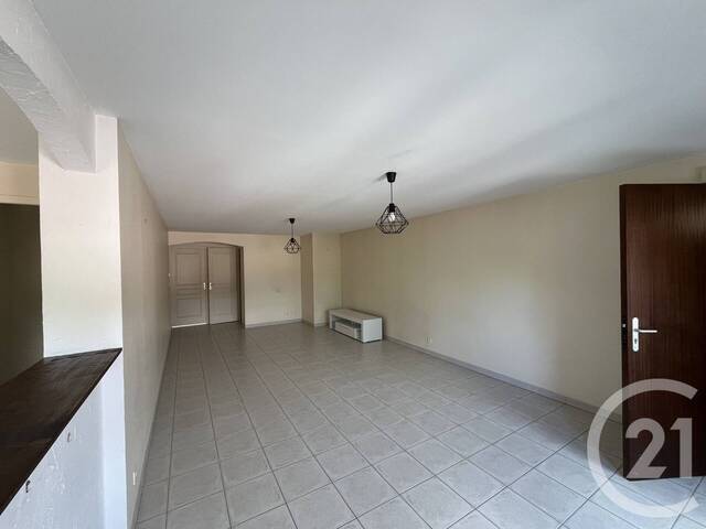 Location Appartement t3 97.4 m² Châteauroux 36000