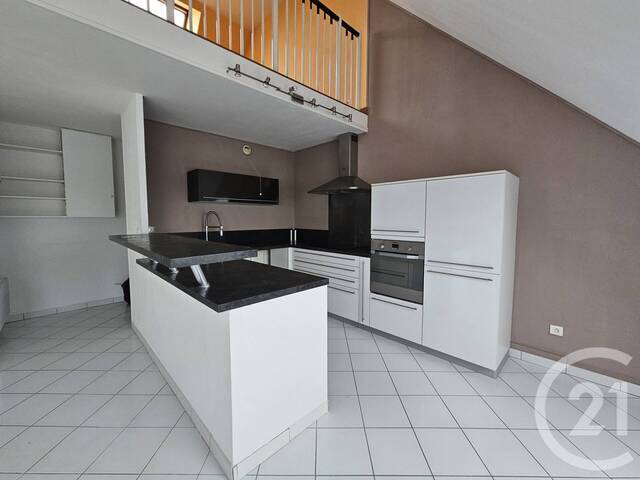 Rent Apartment t2 68.11 m² Châteauroux 36000