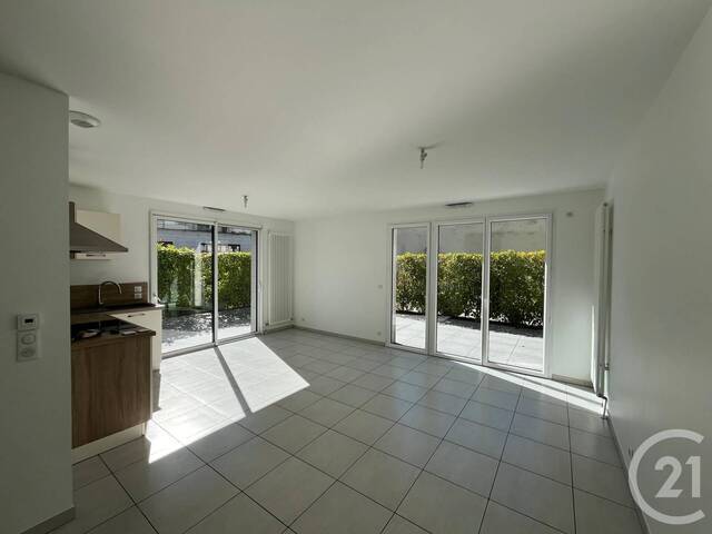 Rent Apartment 2 rooms 60 m² Châteauroux 36000