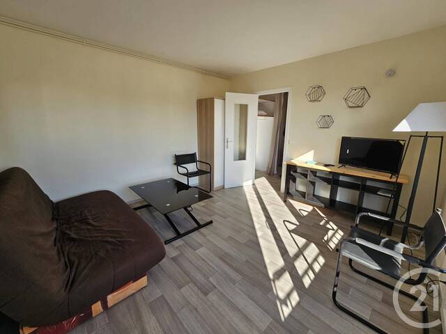 Location Appartement studio 1 pièce 29.5 m² Châteauroux 36000