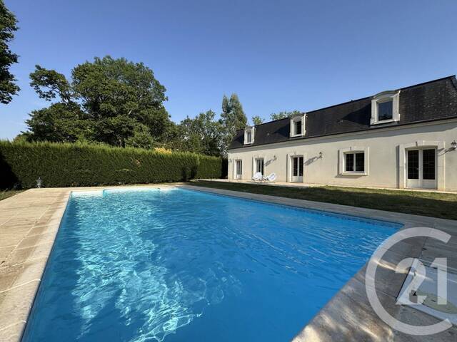 Vente Maison 6 pièces 224.38 m² Mers-sur-Indre 36230