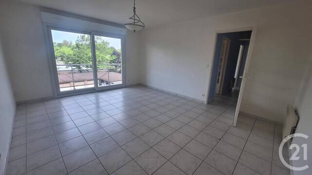 Location Appartement 2 pièces 55.07 m² Châteauroux 36000