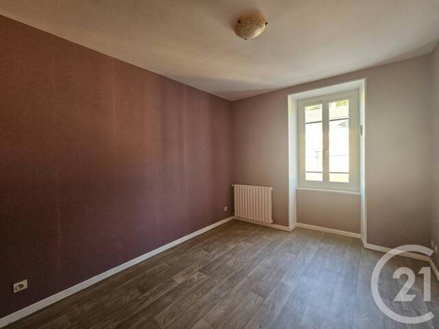 Location Appartement t3 76.01 m² Saint-Marcel 36200