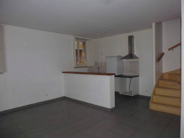 Vente appartement 3 pièces 55.98 m² à Villefranche-de-Rouergue (12200)