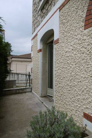 Location Appartement t2 37 m² Villefranche-de-Rouergue (12200)