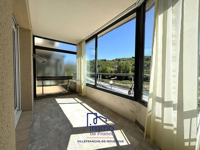 Vente appartement 2 pièces 38 m² à Villefranche-de-Rouergue (12200)