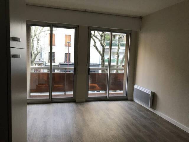 Location appartement t1 bis 2 pièces 30 m² à Rodez (12000)