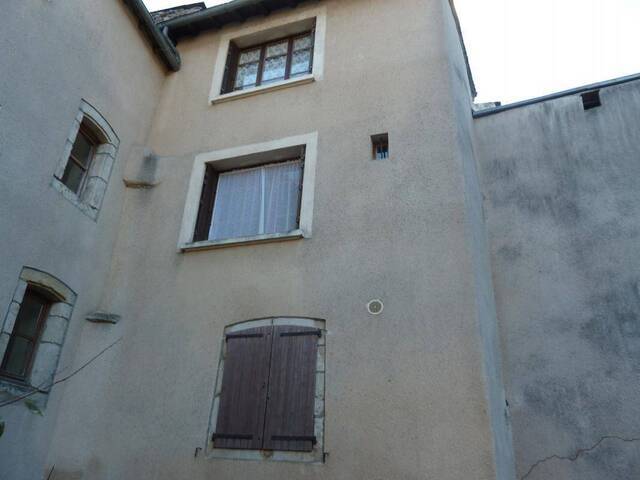 Location Appartement t3 64 m² Ispagnac (48320)