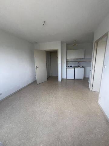 Location appartement t1 bis 2 pièces 27 m² à Rodez (12000) BOURRAN