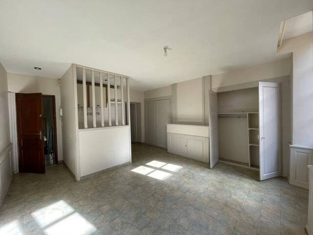 Location appartement t1 bis 2 pièces 34 m² à Rodez (12000) Centre Ancien