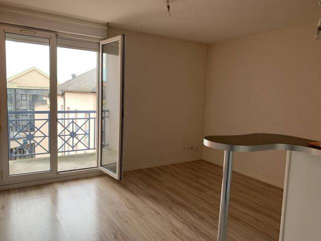 Location appartement t1 bis 2 pièces 34 m² à Rodez (12000)