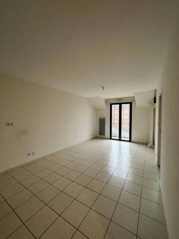 Location appartement t1 bis 2 pièces 36 m² à Rodez (12000)