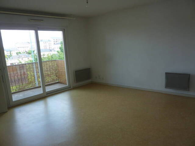 Location appartement t1 bis 2 pièces 35 m² à Rodez (12000) BOURRAN